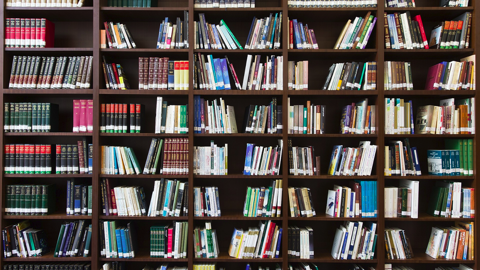 kachel_bookshelf.png